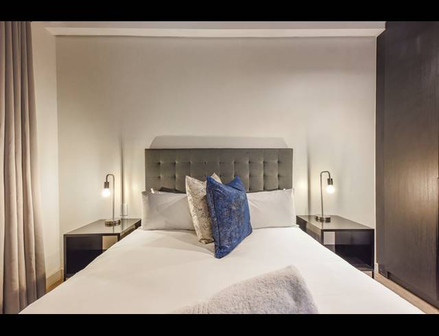 1 BEDROOM APARTMENT FOR SALE IN SANDOWN